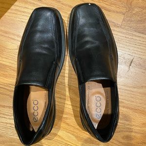 Ecco shoes- men size 43